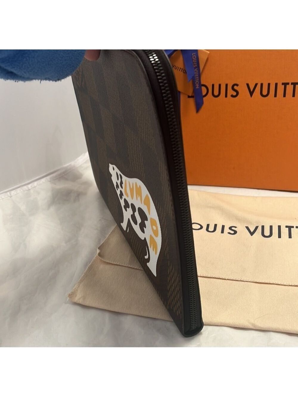 Louis Vuitton X Nigo Giant Pochette Jour GM - Picture 8 of 14